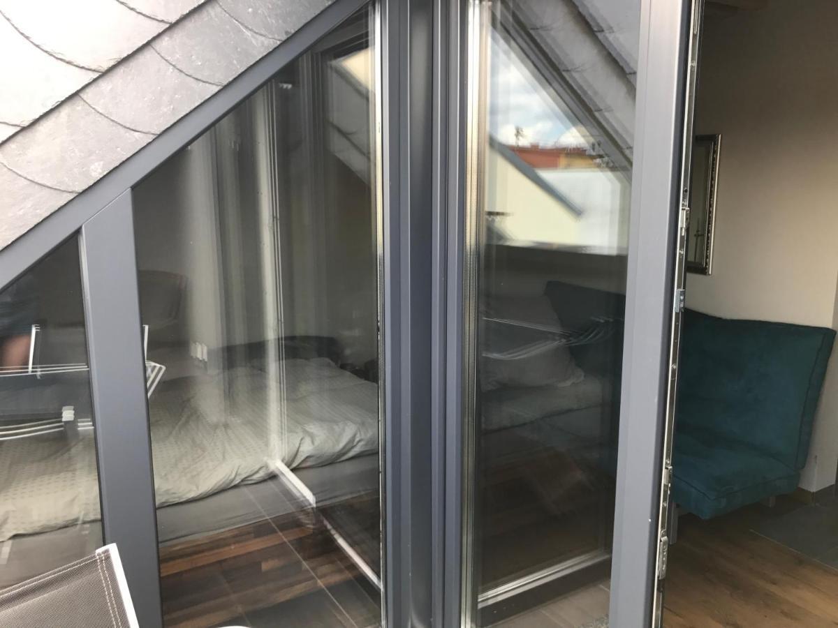 Apartment Mit Dachloggia Зарлуи Екстериор снимка