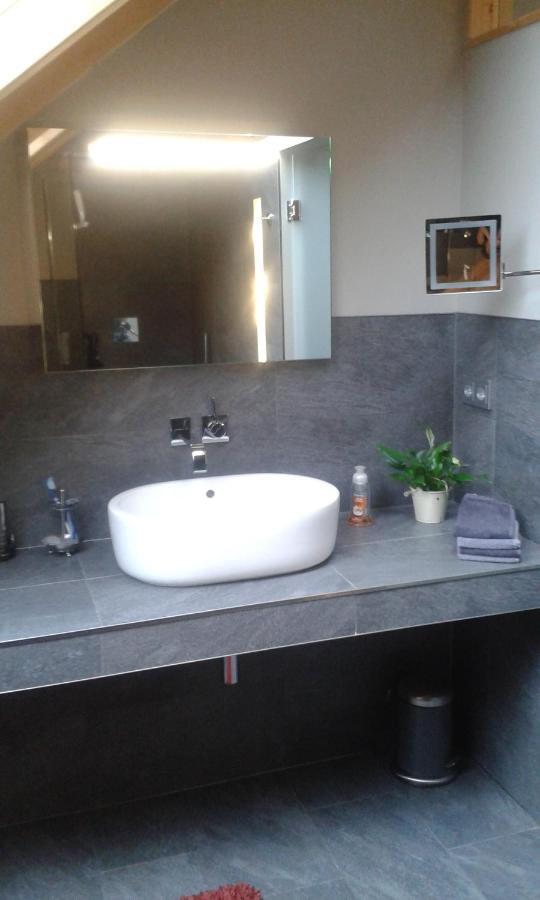 Apartment Mit Dachloggia Зарлуи Екстериор снимка