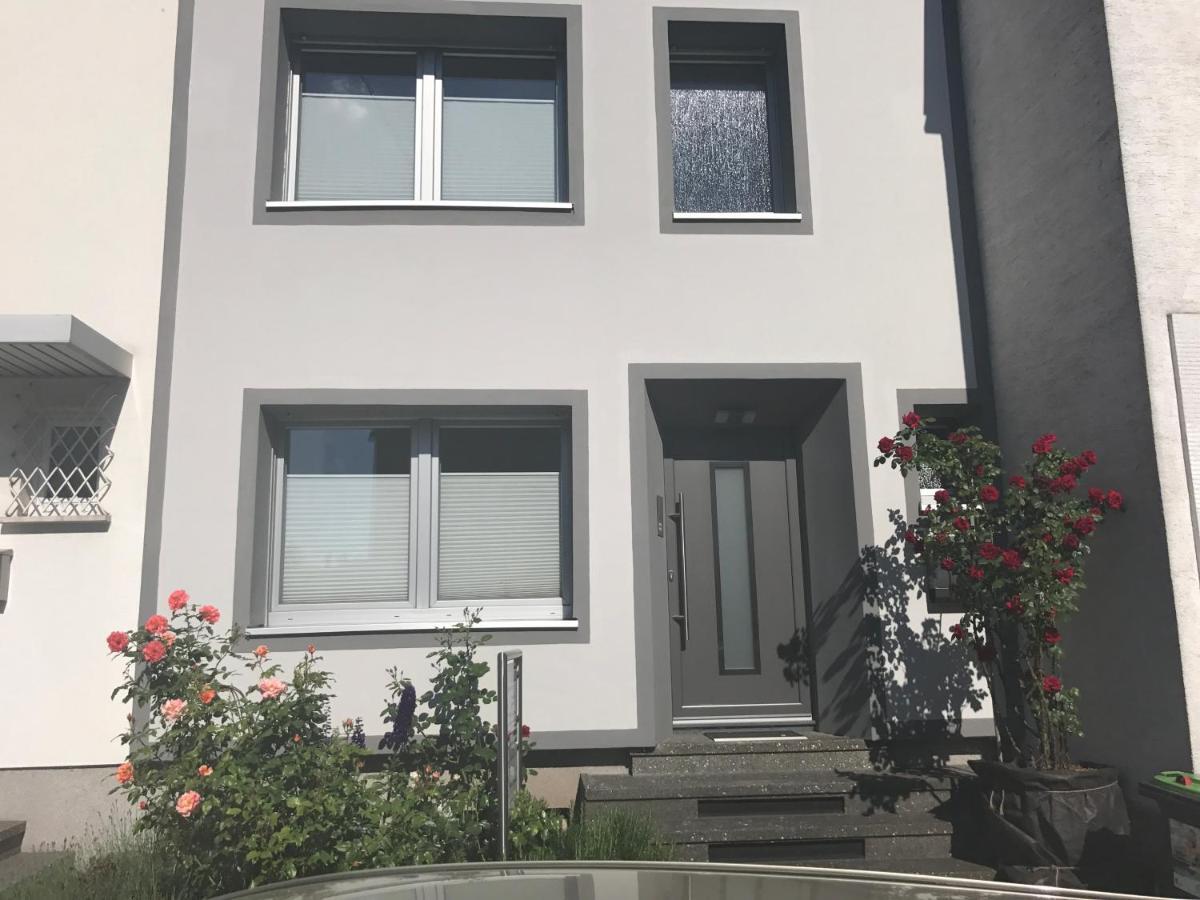 Apartment Mit Dachloggia Зарлуи Екстериор снимка